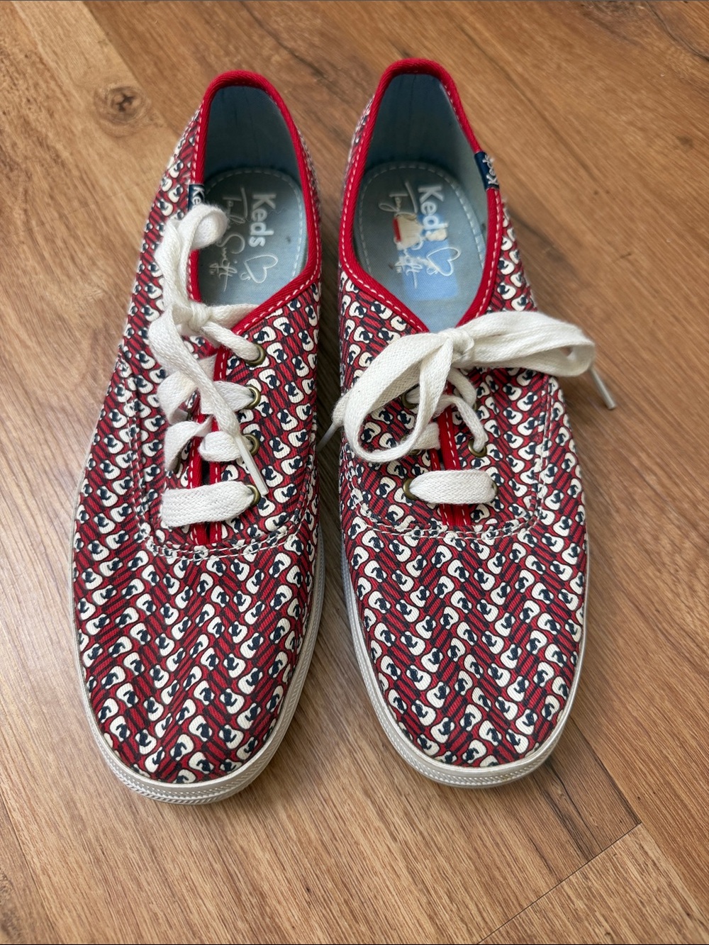 Keds x Taylor Swift Red & White Guitar Patterned Canvas Sneakers, size 8 1/2
